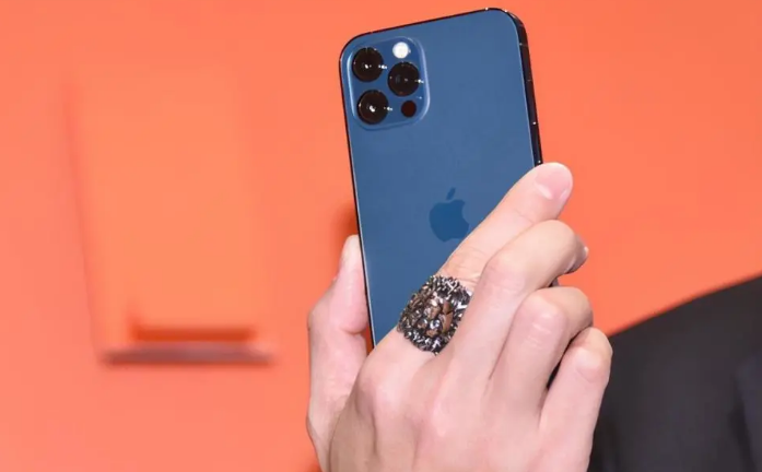 桥西苹果手机维修分享iPhone12系列重启方法教程 